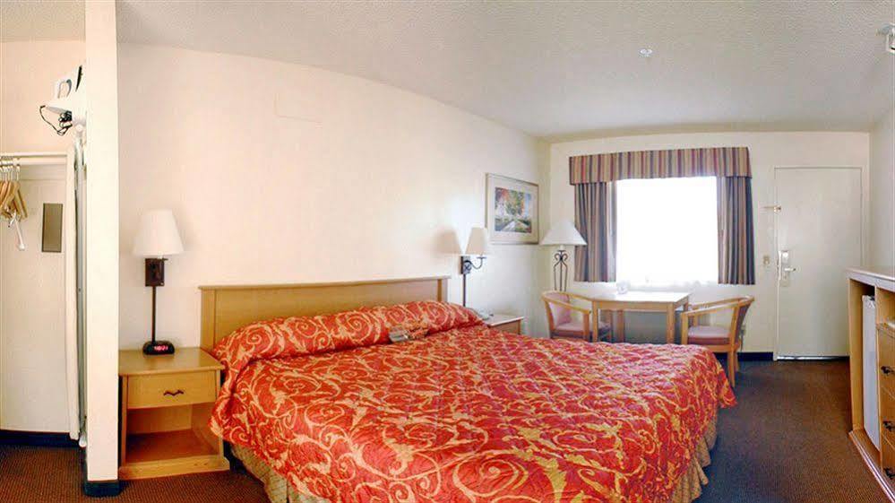 Surestay Plus Hotel By Best Western Upland - Ontario North Екстериор снимка